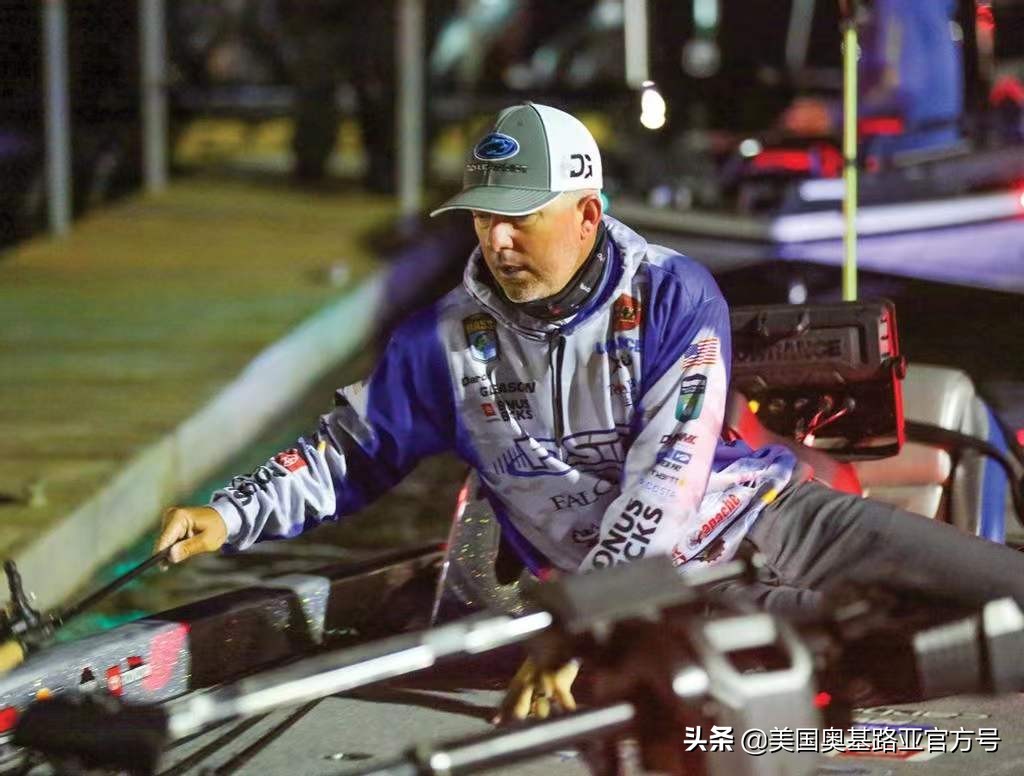 路亚大咖讲解视频,新手路亚比赛作钓思路