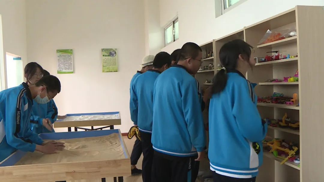 5.25心理健康教育活动宣传,心理健康宣传月活动小学