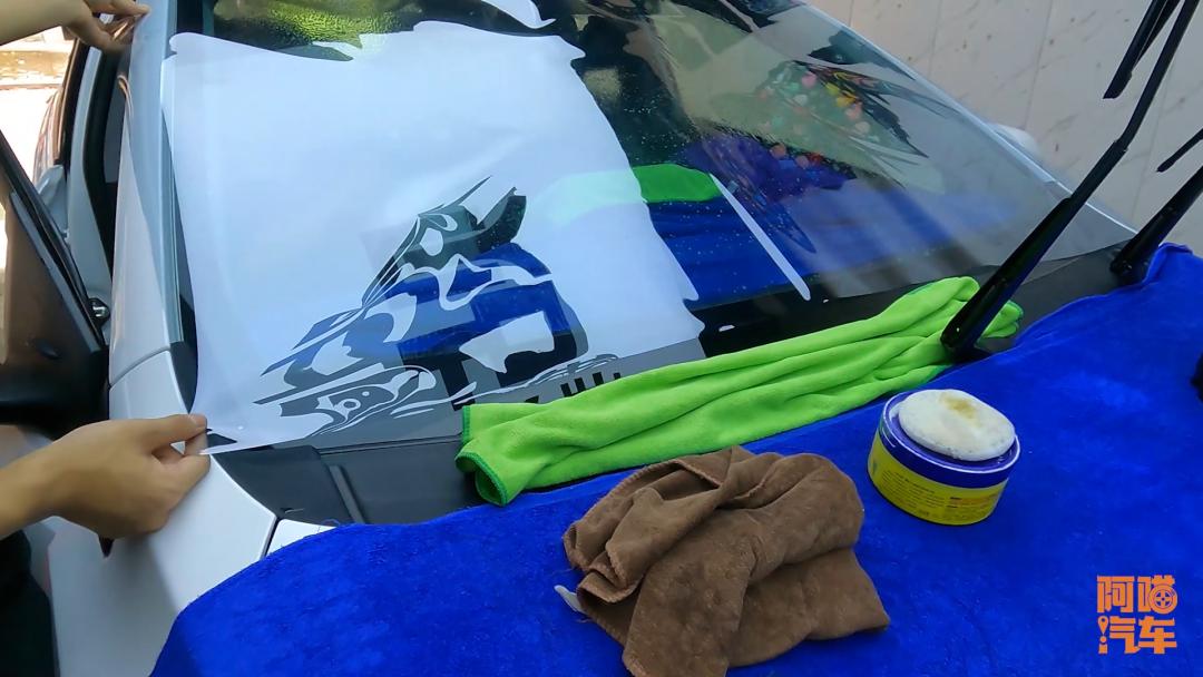 4s买车送膜有必要贴吗,4s店买车送的膜是提车时就贴的吗