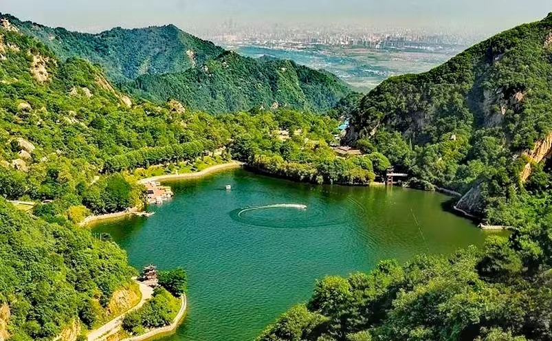 去西安旅游十大必去景点是哪些,去西安旅游必去的十大景点