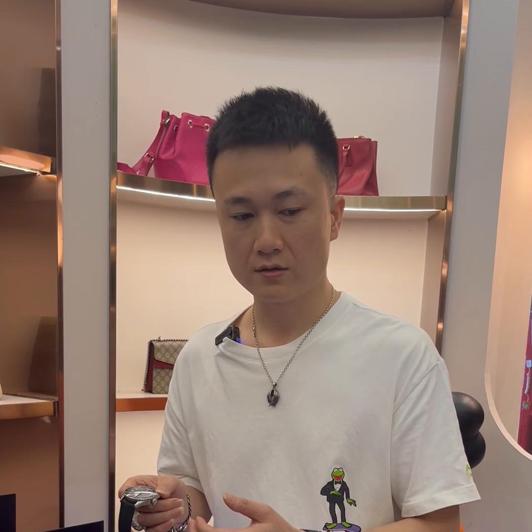 家家都有本难念的经。#附近名表回收