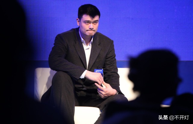 李春江大胜马布里49分,李春江马布里口吐芬芳完整版