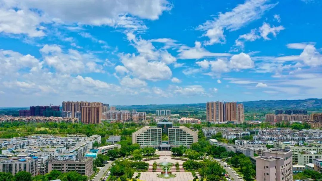 巴莫科技做的是正极还是负极,成都巴莫科技值得去吗