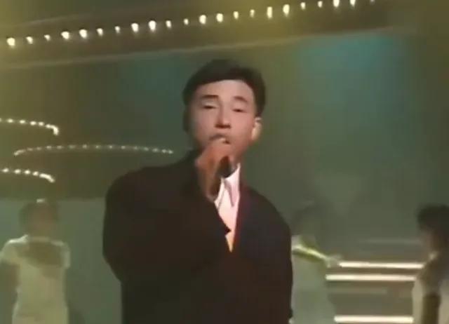 吕方跟郑裕玲谈恋爱多久,吕方跟郑裕玲是不是分手了