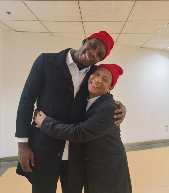 卡塔尔世界杯裁判与宋小宝撞脸,卡塔尔世界杯撞脸