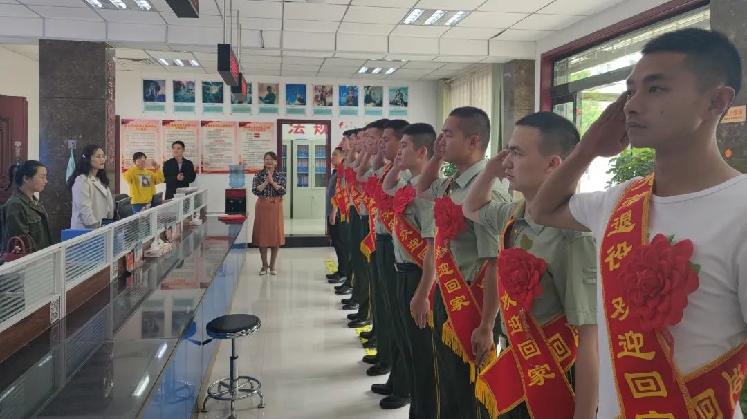 黄龙：小城双拥有故事军人处处受尊崇