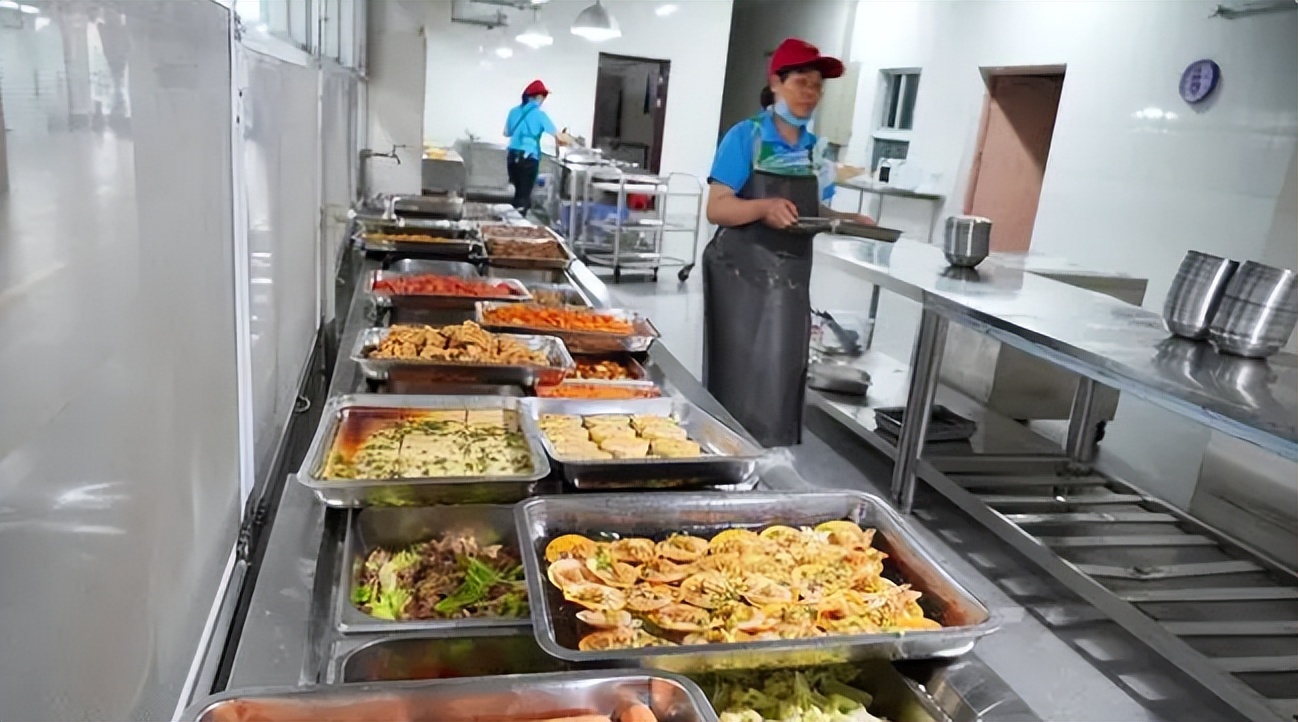 公务员一元午餐,公务员一日三餐