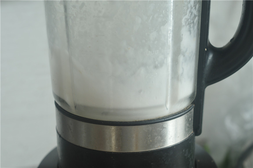 天气渐热,减少肉类多吃它,便秘的人尤其要多吃,身材窈窕营养足