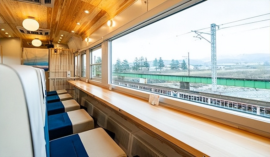 搭乘火车游日本,日本豪华观光列车