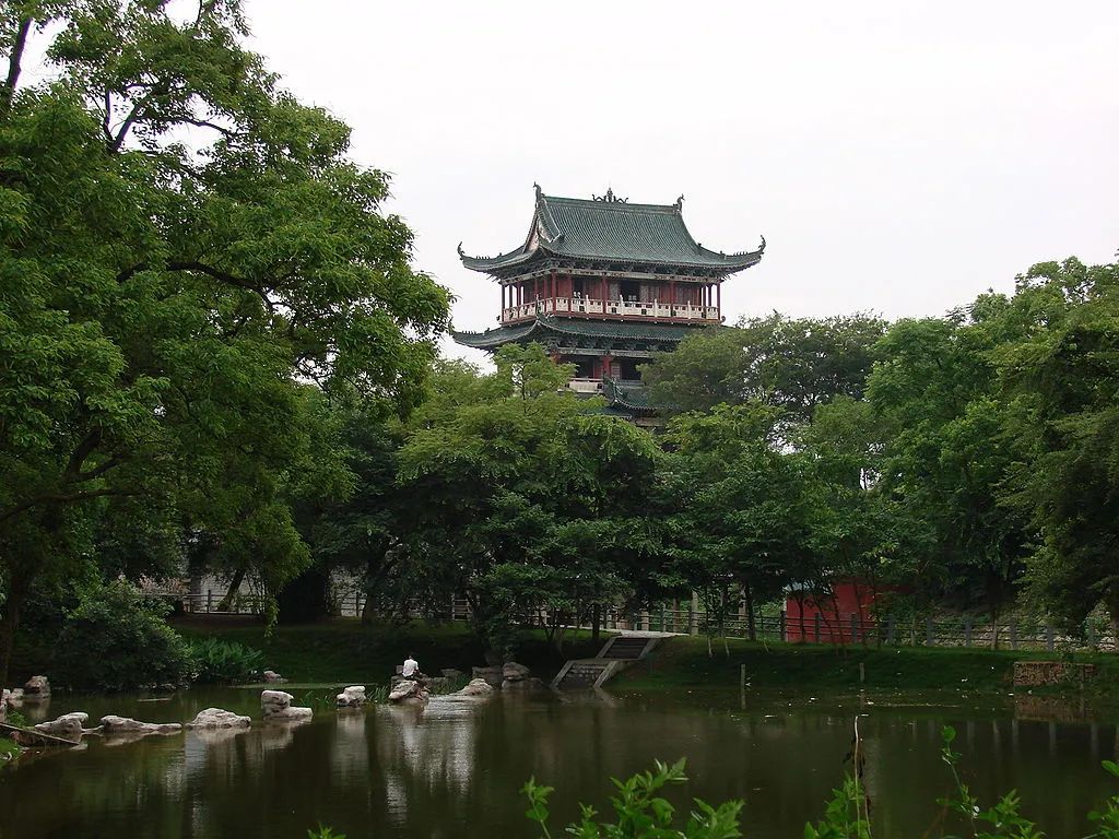 citywalk城市漫步旅游方式,6条citywalk路线带你走过百年