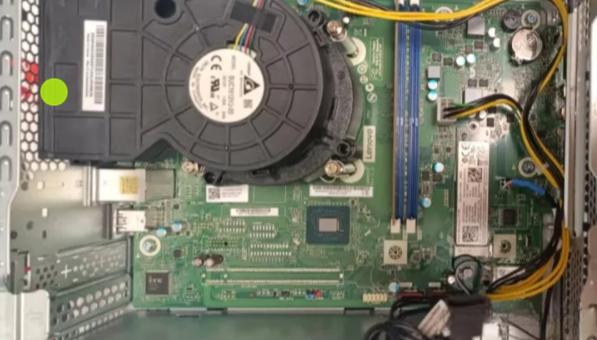 主板阉割的“艺术”——哪些接口可以砍？