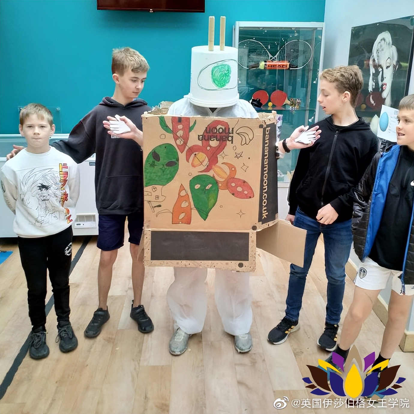 英国伊莎伯格皇后学院的入学时间,英国伊莎伯格皇后学校