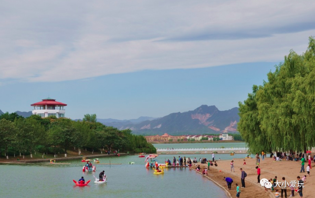 有很多很美的湖泊,这些绝美湖泊你去过几个