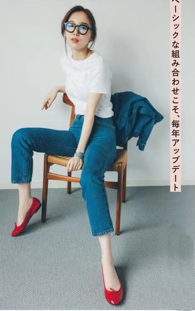 一条牛仔裤解决今夏所有搭配,这才是冬季牛仔裤的穿搭技巧