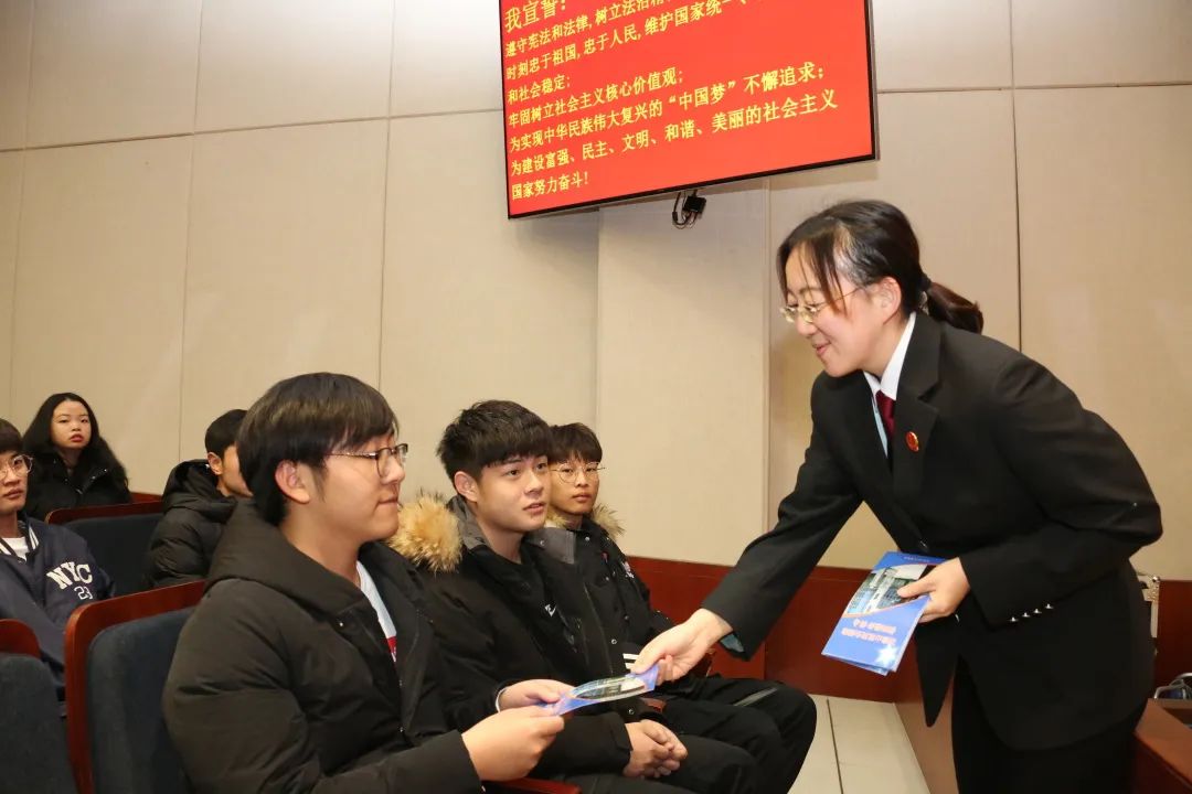 王佳：将热爱渗透到每一份档案｜京法兰台榜样