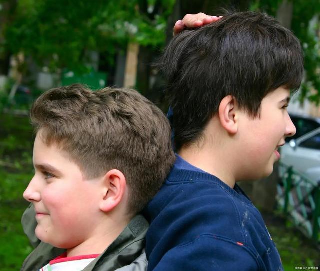 父母个子矮四招让孩子长到180,父母长得矮孩子还能长到180