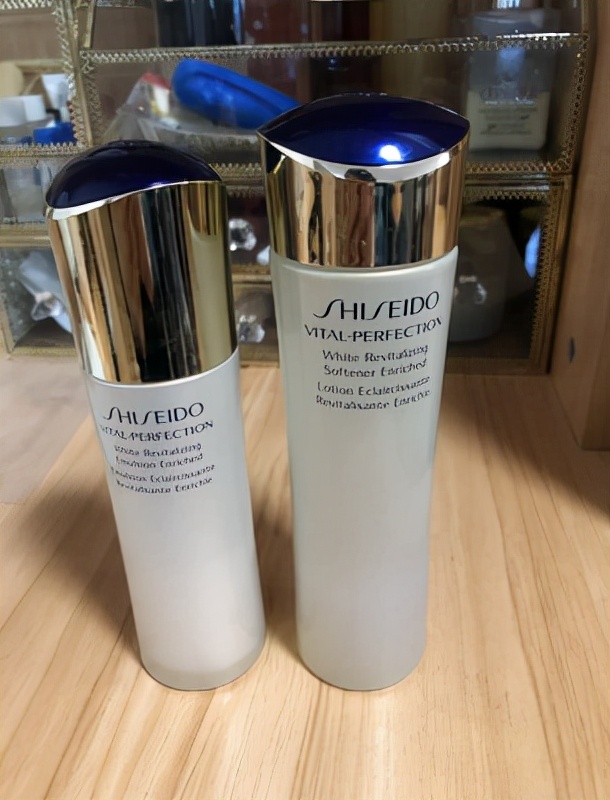 雪花秀白色款和资生堂悦薇哪个好,whoo拱辰享雪玉凝适合多少岁