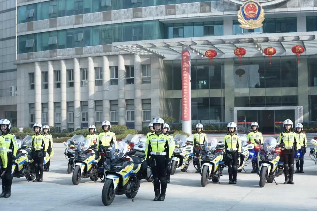 守护平安稳定我们在行动,国庆中秋长假全市治安稳定