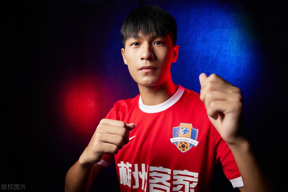 梅州客家足球俱乐部写真,梅州客家队海报