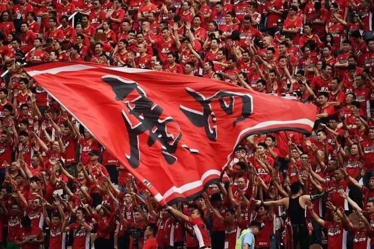 恒大足球为许家印带来什么,恒大对广州的贡献