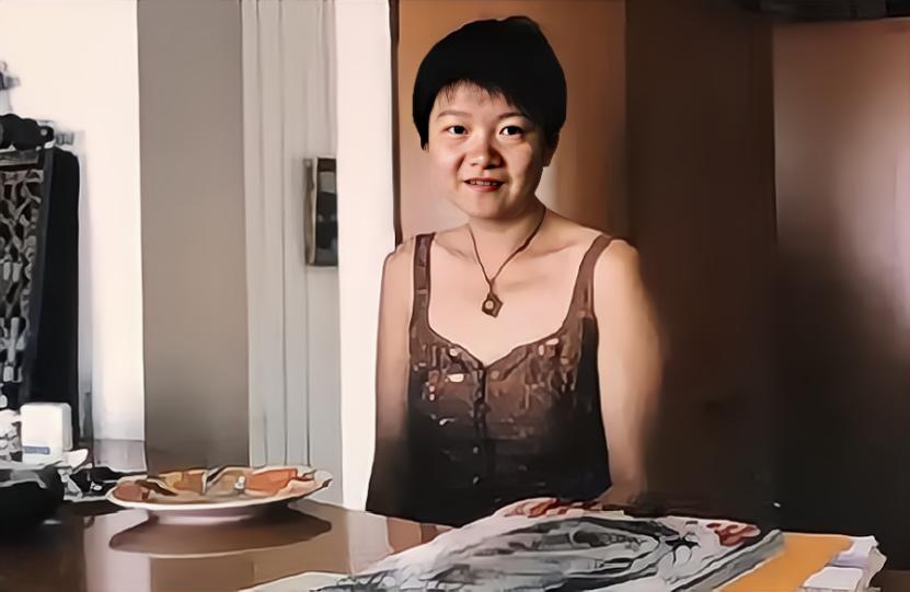 洪晃出身名门历经四段婚姻,洪晃结婚前婚后