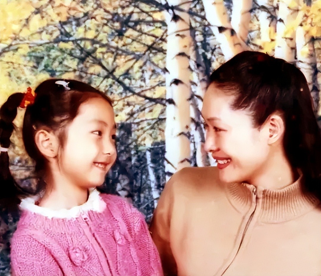 于文华尹相杰纤夫相差多少,于文华和尹相杰合唱的纤夫谣