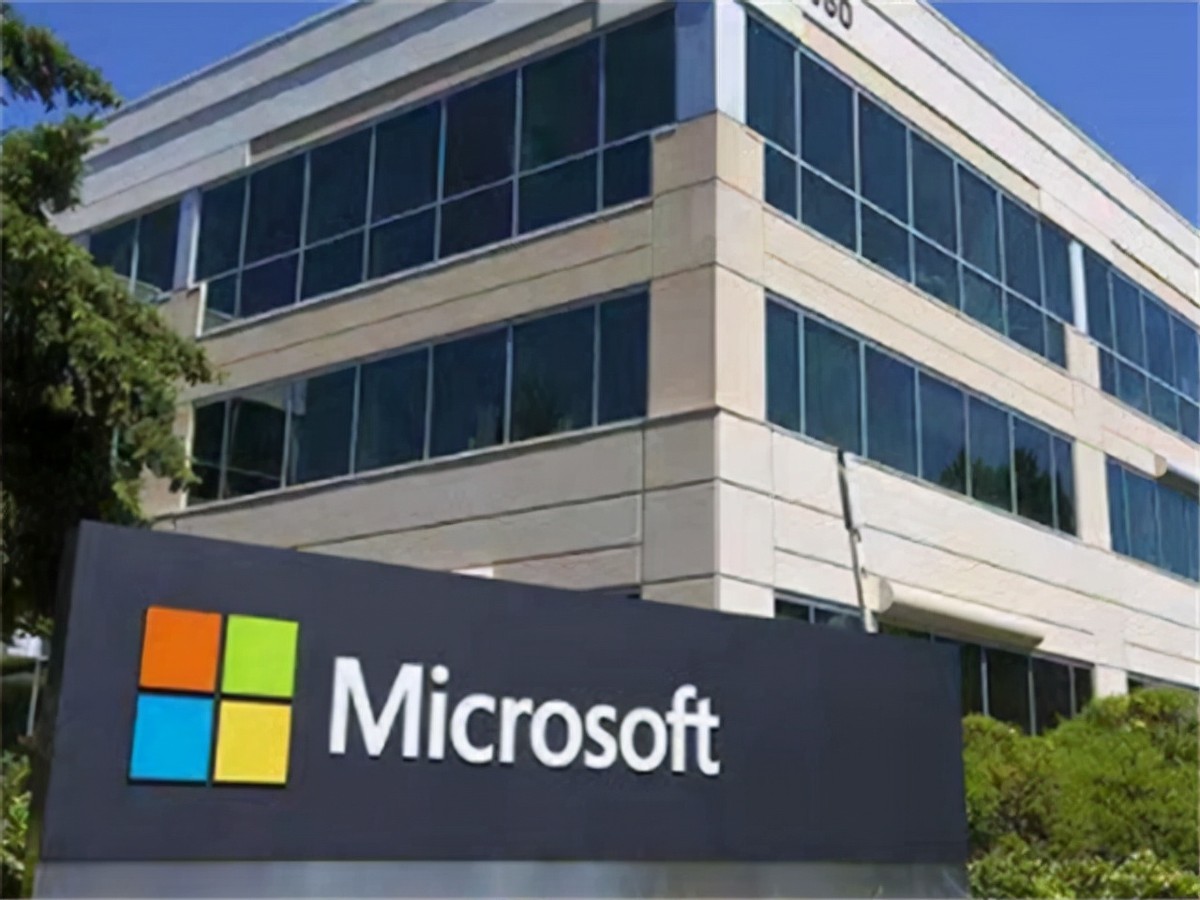 毅然拒绝美国，把864家公司带回祖国，只为告知世界：我是中国人