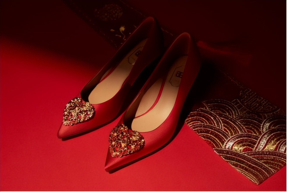 百丽穿搭鞋,百丽经典款女鞋穿搭