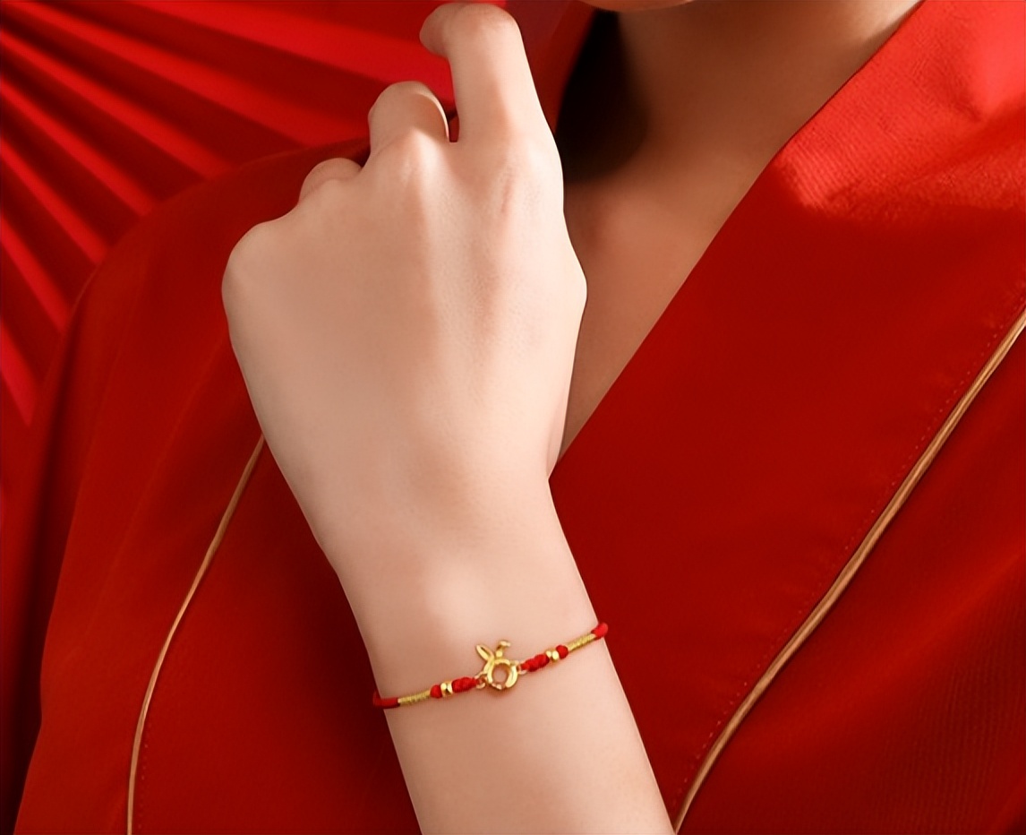 快过年了买什么珠宝,黄金首饰多少克怎么买最划算