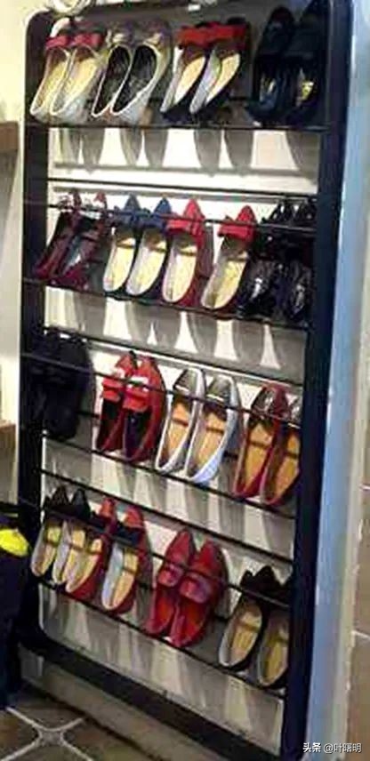 广州有家大学鞋店，你帮衬过吗？//叶曙明