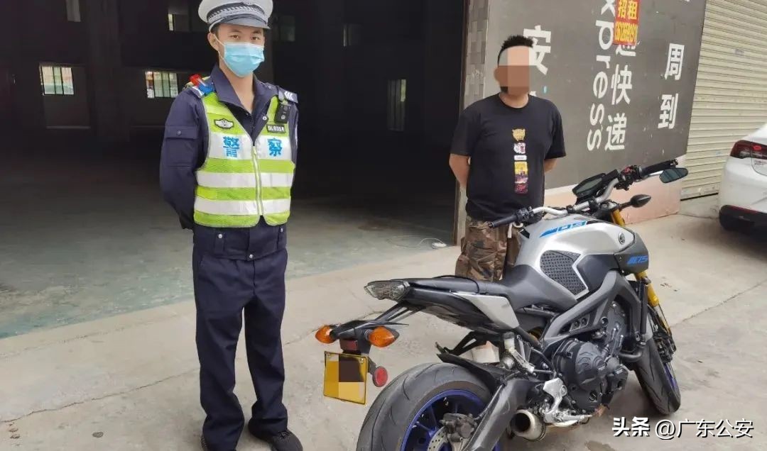 深夜时分在街头表演“杂技”？果然引来“特别关注”