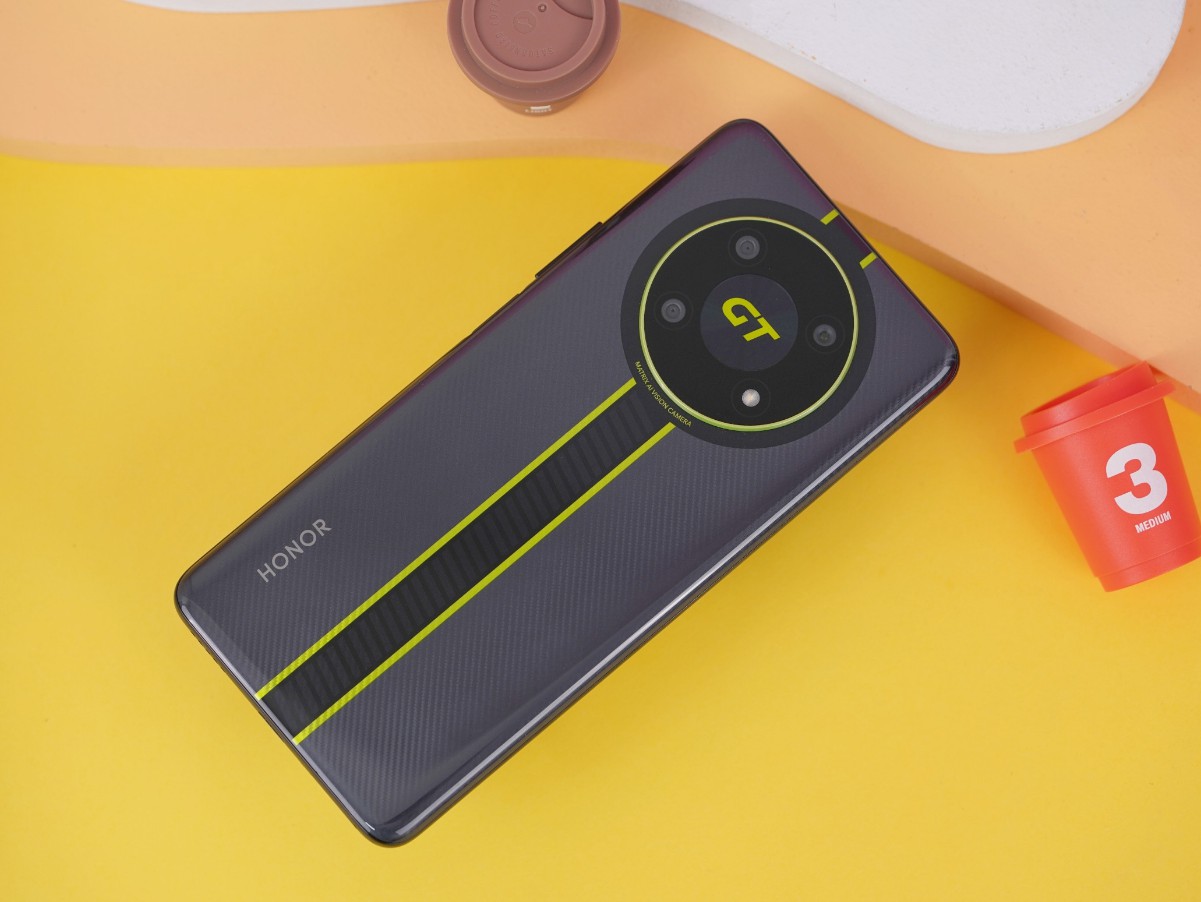 现在买手机有没有必要买千元机,买千元机别盲目跟风