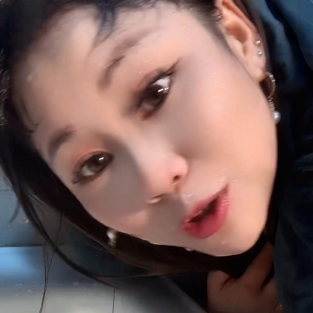 视频从头看到尾有没有爱上咱们家粉底液，在我家买过粉底液...