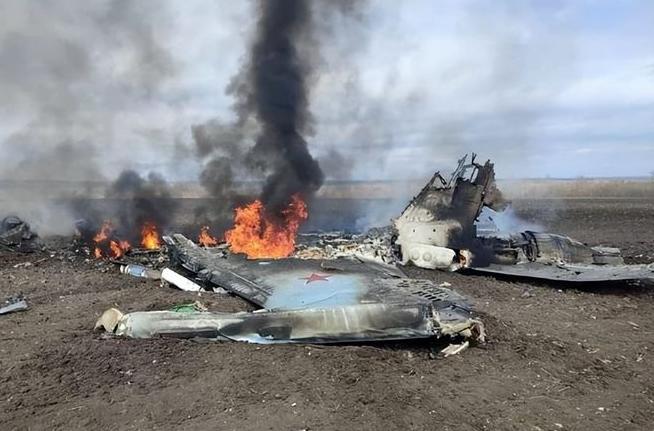 百万发炮弹不敌460枚制导*弹炸**！俄罗斯总算是把仗打明白了？