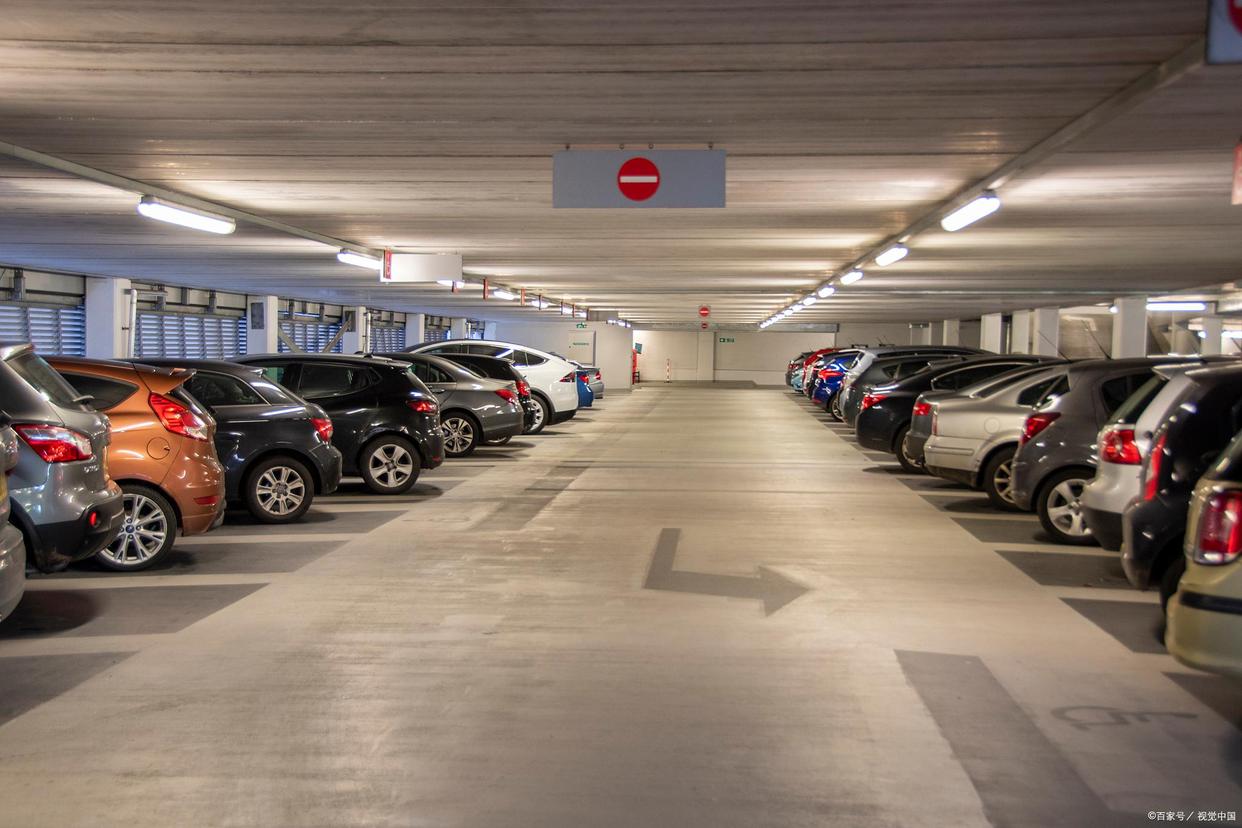 司法拍卖房屋与地下车位确权,法拍房按门面房评估后按住宅拍卖