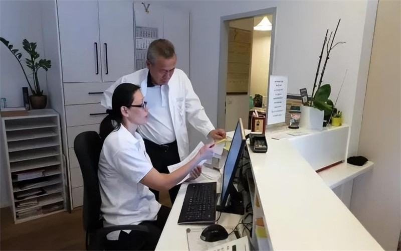 女排郑美珠的家庭,郑美珠丈夫简介