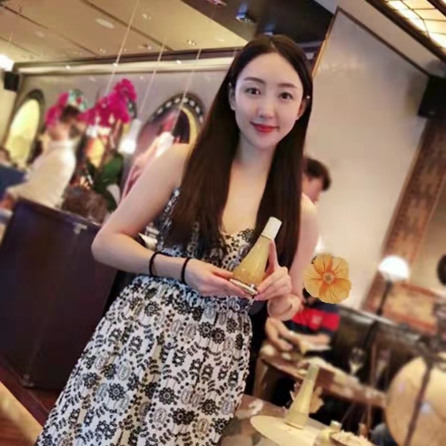 千元的贵妇粉底在直播间引发抢购，潘多拉姐姐做对了什么？