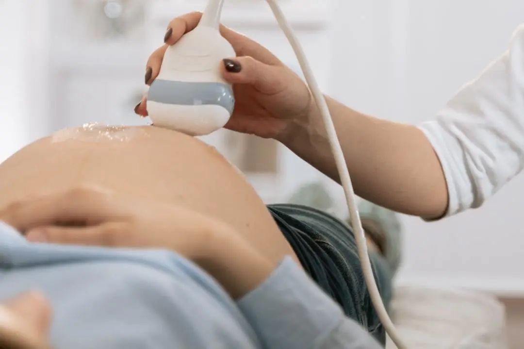 胎宝宝长得小＝畸形？不要慌！一文告诉你怎么回事