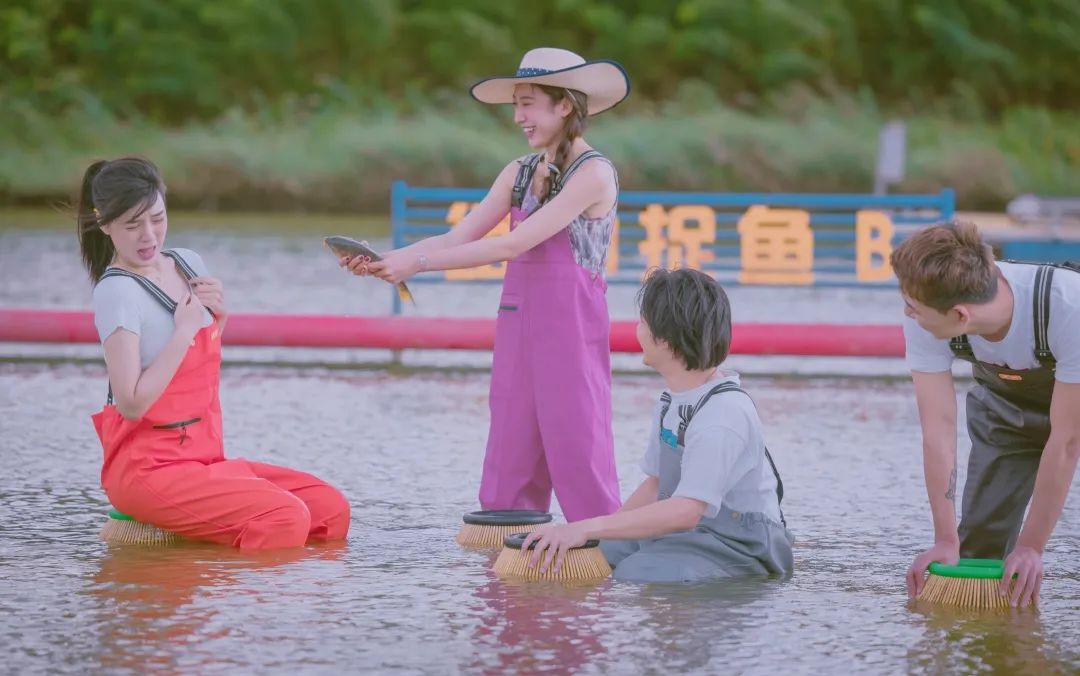 唐山海岸几月份可以玩水,避暑玩水好去处