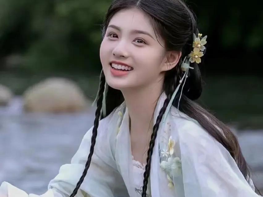 古言男女主青梅竹马追妻火葬场,男主追妻火葬场古言甜宠