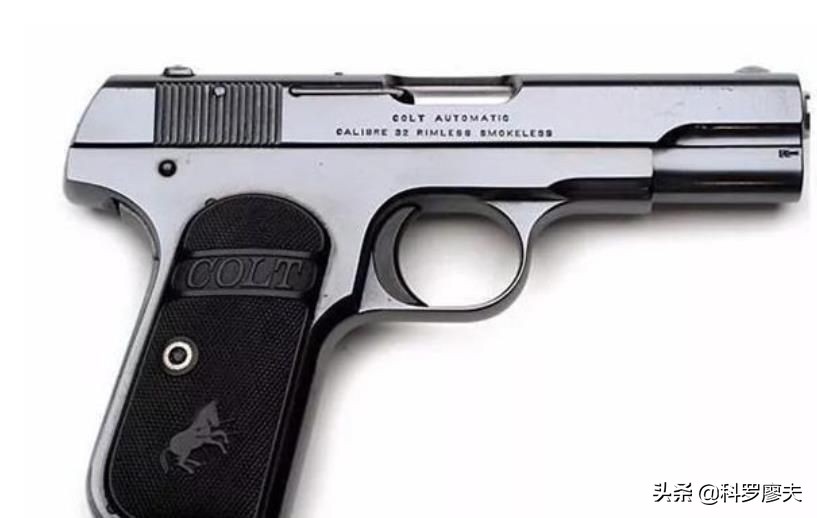 南部十四式手枪李云龙,勃朗宁手枪李云龙