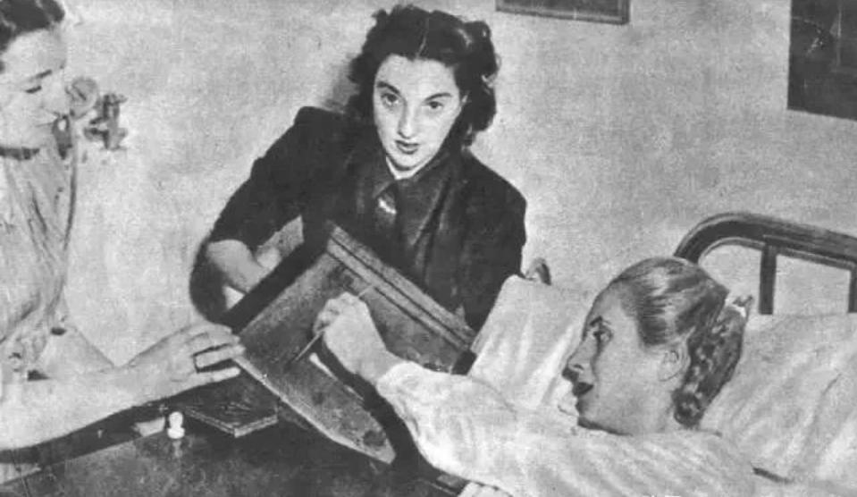 阿根廷举国欢庆梅西,梅西夺冠回阿根廷庆祝落泪