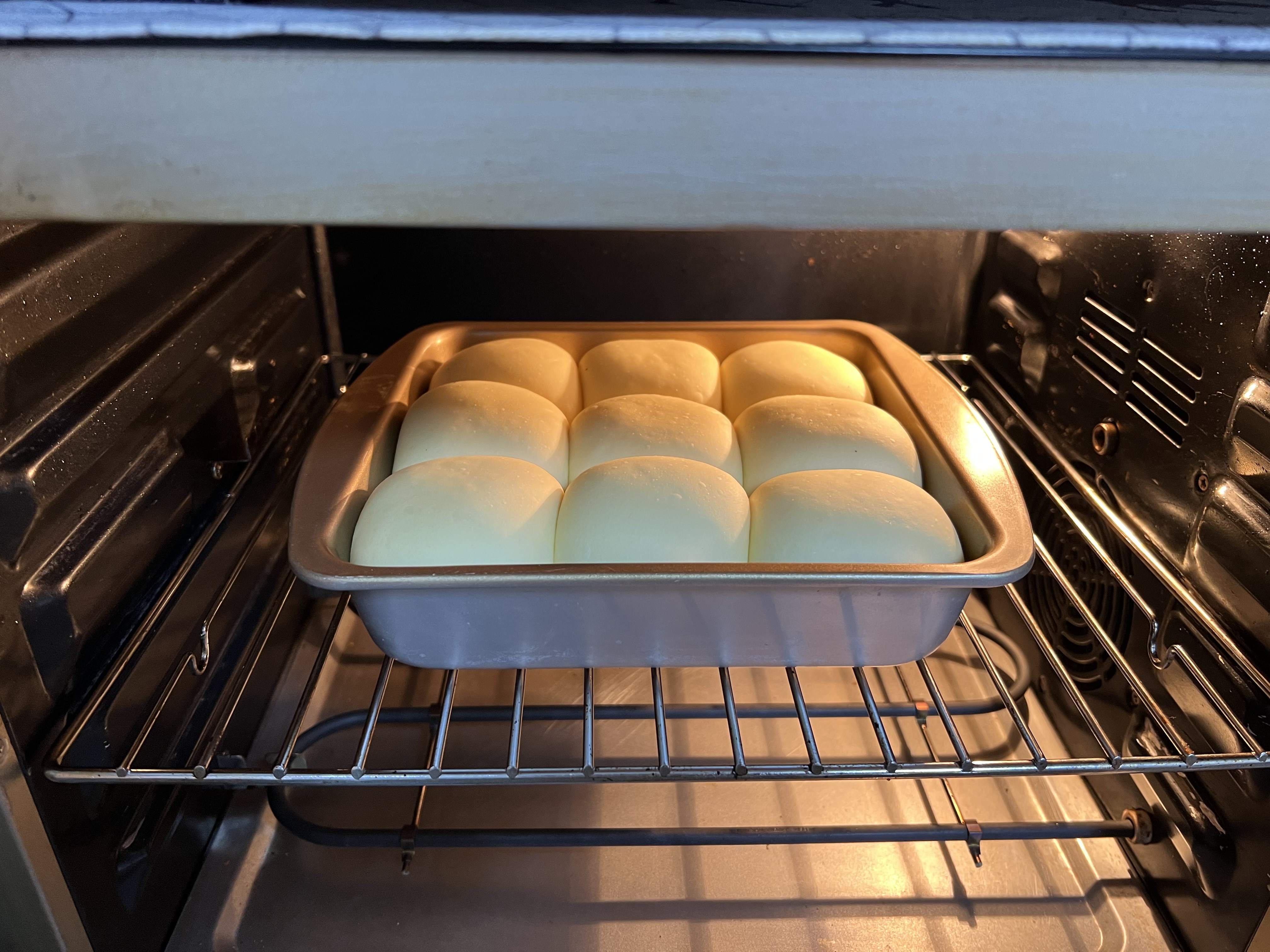 蓝莓果酱面包松软香甜味道好,蓝莓果酱切片面包正宗做法