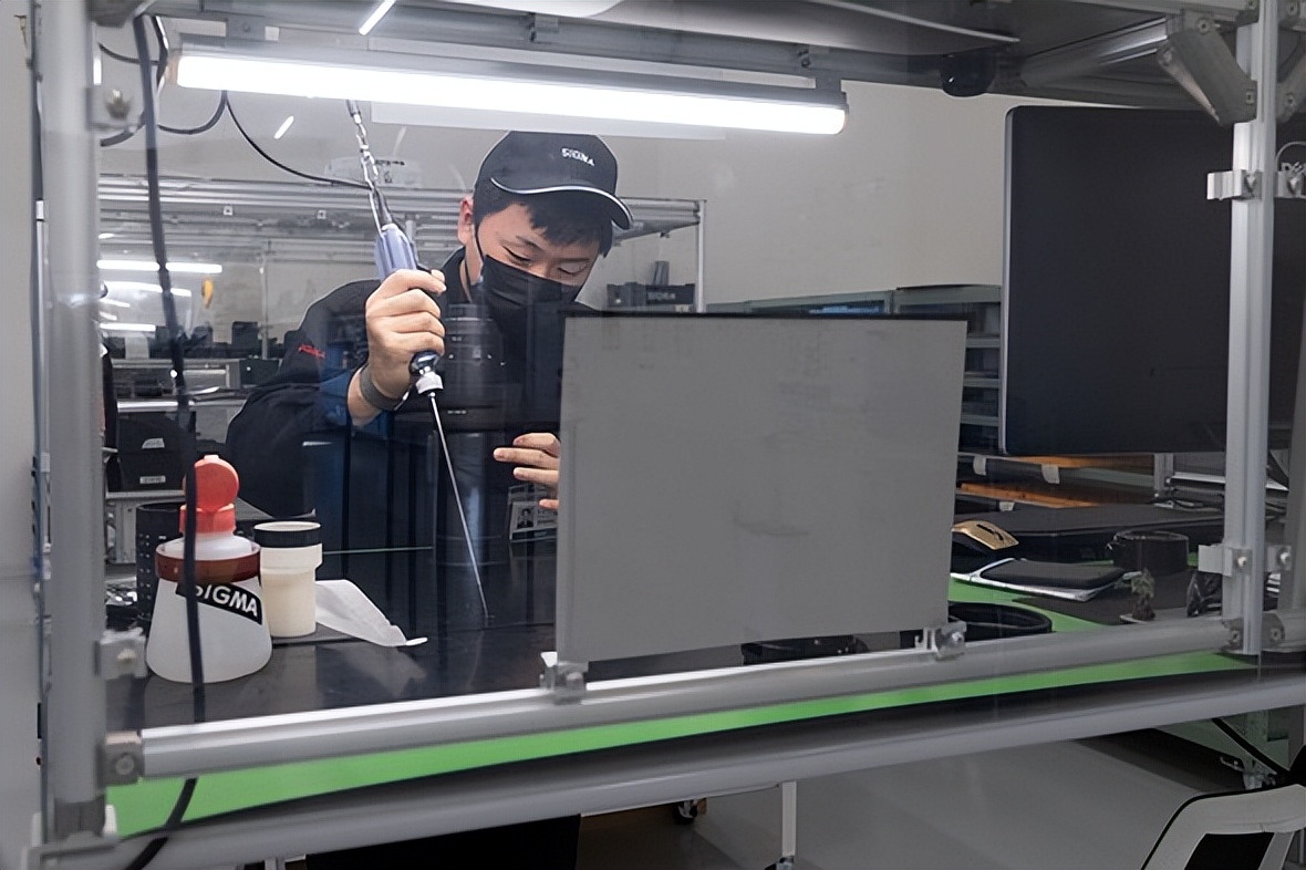 走进适马工厂，看看相机镜头是如何制造的？