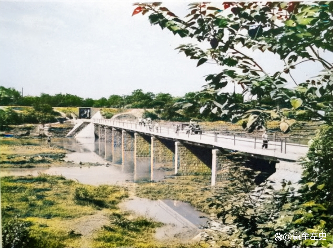 建国初期的临沂老东门照片,临沂人民广场老照片