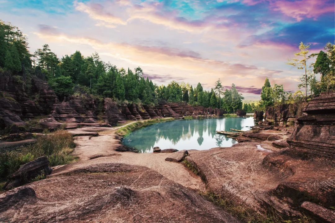 约在湘西过“十一”│4条大湘西精品旅游线带你走玩“神秘湘西”