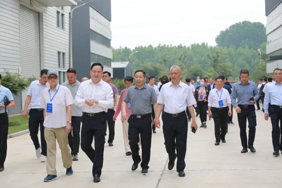 韩氏高端板材,智能制造融合峰会