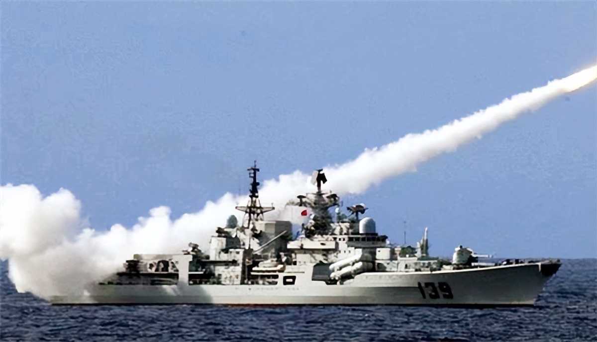 我国陆地最大的南海岛礁,走进我国南海重大岛礁