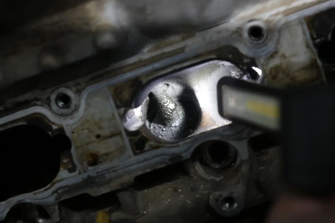 老迈腾b7换新款后新标,迈腾b7翻新哈尔滨