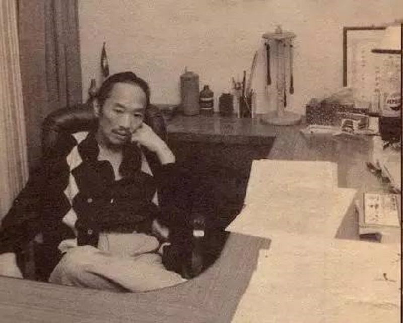 古龙所著的作品是否有天涯明月刀,古龙最好的十部作品天涯明月刀